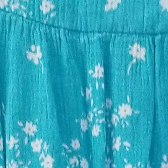 Loop Front button up rushing tank top mini floral - Picture 7 of 7